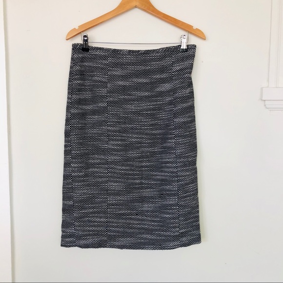 LOFT Dresses & Skirts - Ann Taylor LOFT Wool Blend Tweed Pencil Skirt